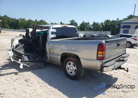 2000 Chevrolet Silverado C1500 from USA, damaged, VIN 2GCEC19T2Y1389742